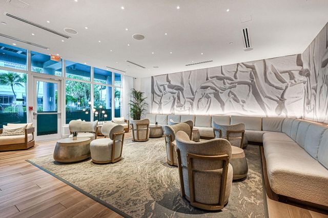 505 N Ft Lauderdale Beach Boulevard 702, Fort Lauderdale, FL 33304