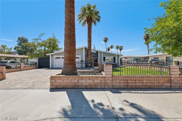 4321 West Lake Mead Boulevard, Las Vegas, NV 89108