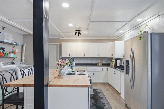 522 4th Street, Michigan Center, MI 49254