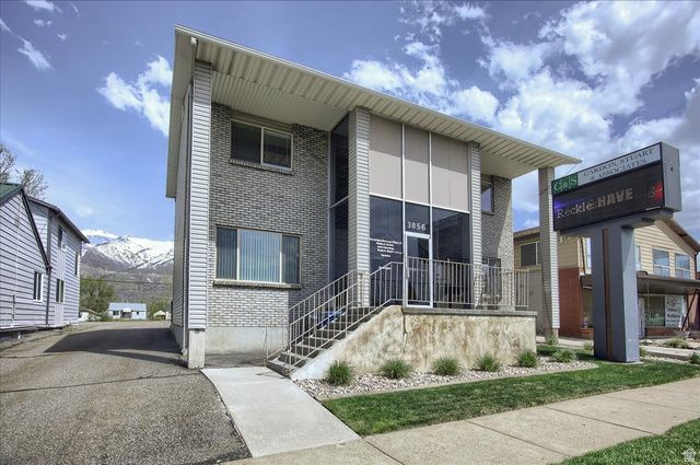 3856 S WASHINGTON BLVD, South Ogden, UT 84403