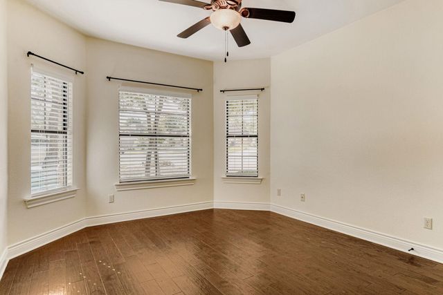 501 Caprock Canyon TRL, Georgetown, TX 78633