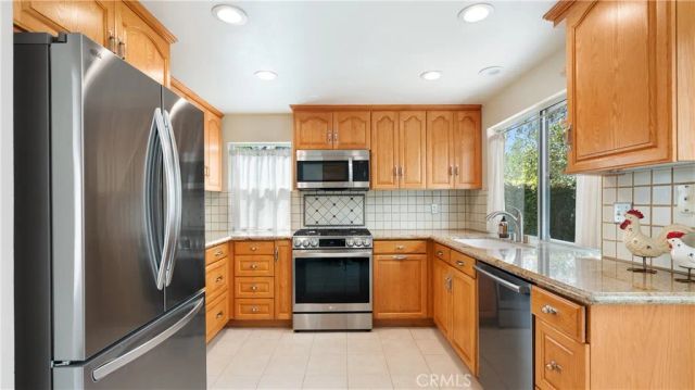 25950 Coloretti Court, Valencia, CA 91355