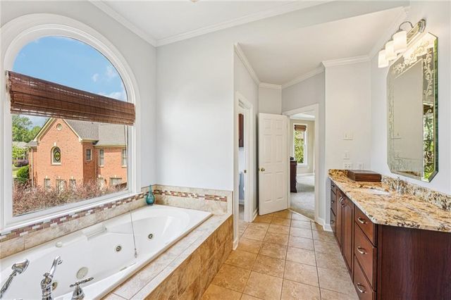 1162 Rising Moon Trail, Snellville, GA 30078