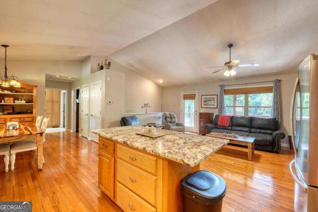 152 Dockery Ridge Road, Young Harris, GA 30582