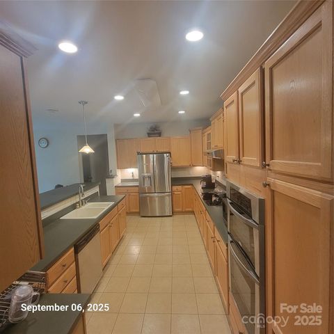 31 Reeds Creek Road, Fairview, NC 28730