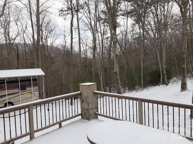 31 Reeds Creek Road, Fairview, NC 28730