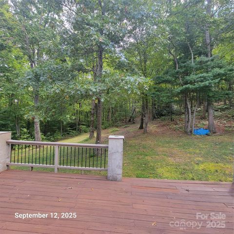 31 Reeds Creek Road, Fairview, NC 28730