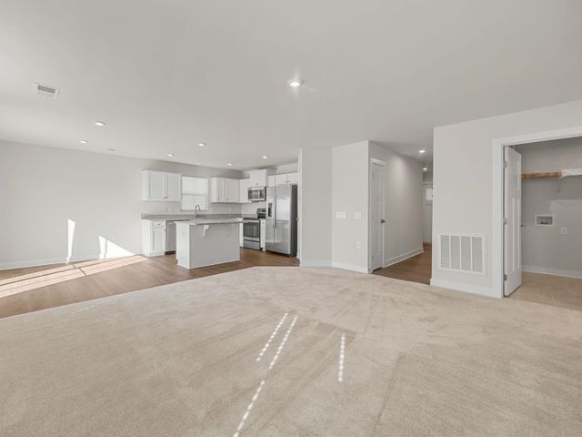 921 Blue Willow Court, Spartanburg, SC 29302