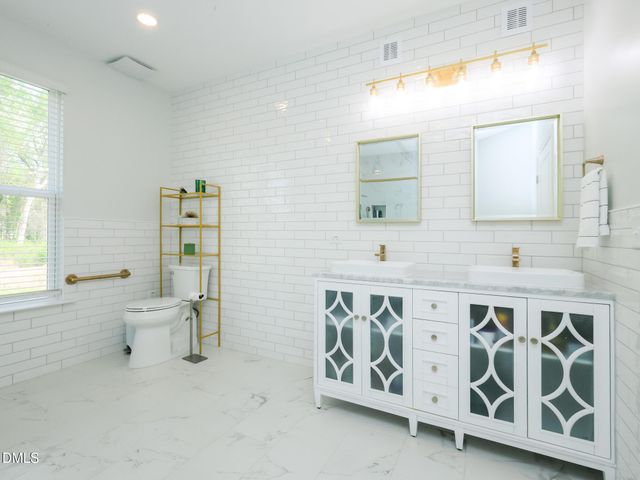 832 Logan Meadow Court, Fuquay Varina, NC 27526