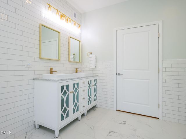 832 Logan Meadow Court, Fuquay Varina, NC 27526