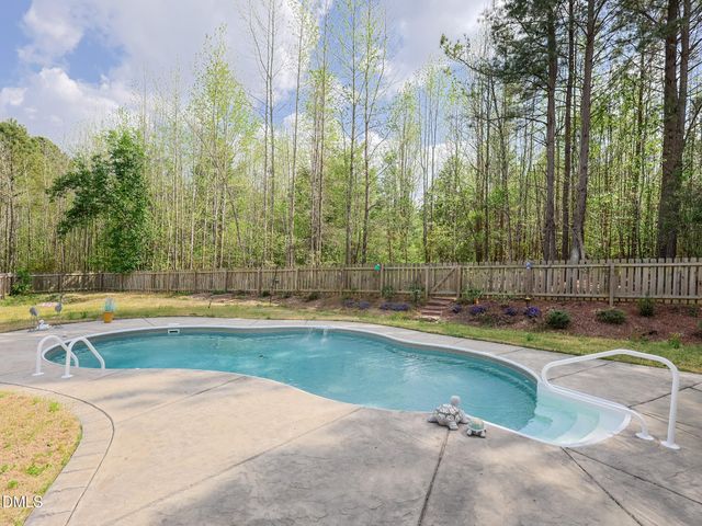 832 Logan Meadow Court, Fuquay Varina, NC 27526