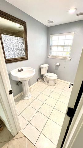 7518 Gracia Street, Houston, TX 77037