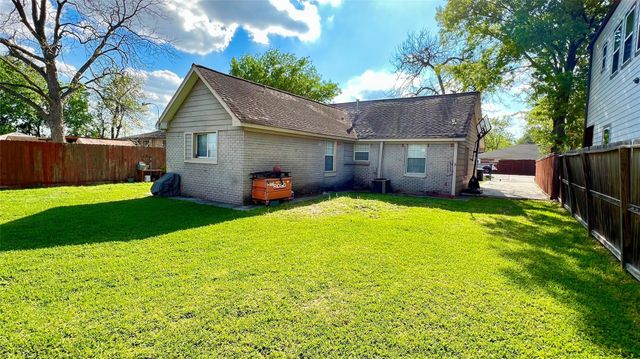 7518 Gracia Street, Houston, TX 77037