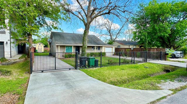 7518 Gracia Street, Houston, TX 77037
