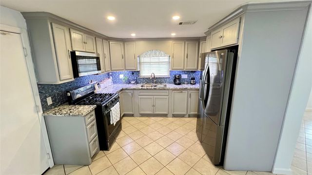 7518 Gracia Street, Houston, TX 77037