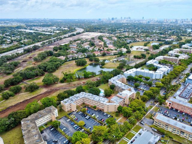 1301 NE 191st St F417, Miami, FL 33179