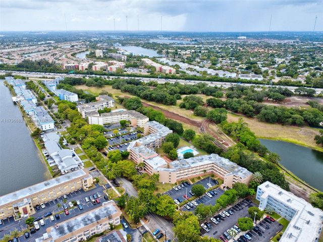 1301 NE 191st St F417, Miami, FL 33179