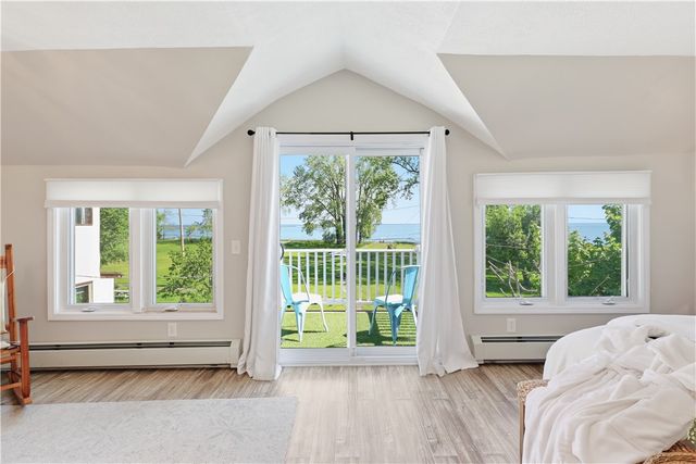 179 Lake Front, Irondequoit, NY 14617