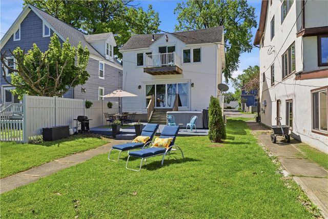 179 Lake Front, Irondequoit, NY 14617