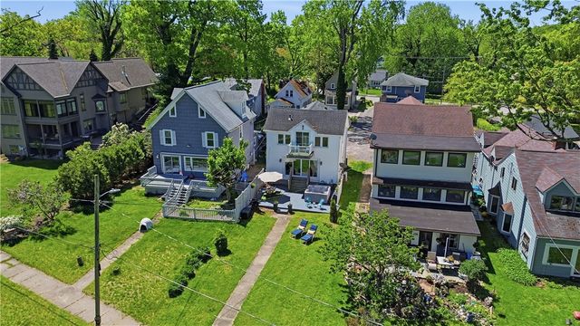 179 Lake Front, Irondequoit, NY 14617