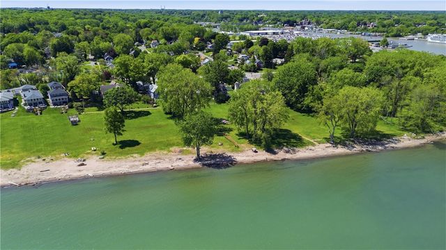 179 Lake Front, Irondequoit, NY 14617
