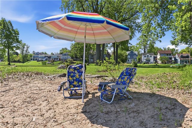 179 Lake Front, Irondequoit, NY 14617