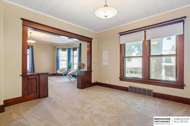 330 Fuller Avenue, Council Bluffs, IA 51503