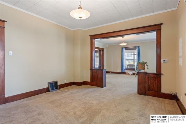 330 Fuller Avenue, Council Bluffs, IA 51503