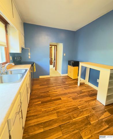 330 Fuller Avenue, Council Bluffs, IA 51503