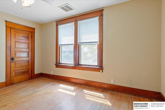 330 Fuller Avenue, Council Bluffs, IA 51503