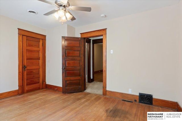 330 Fuller Avenue, Council Bluffs, IA 51503