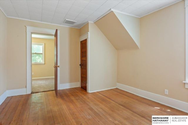 330 Fuller Avenue, Council Bluffs, IA 51503