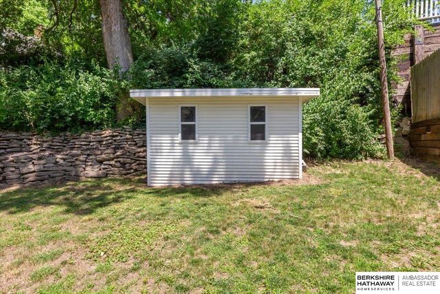 330 Fuller Avenue, Council Bluffs, IA 51503