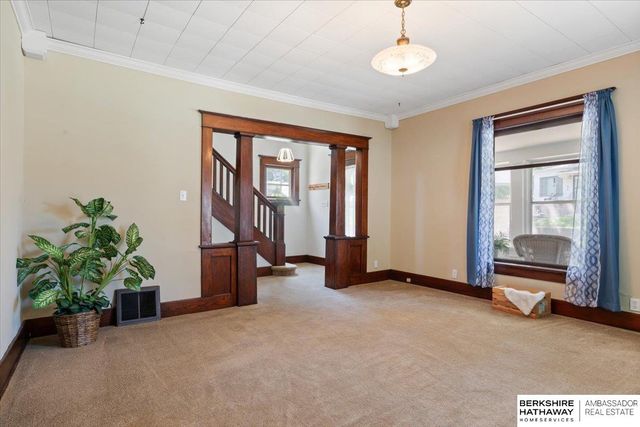 330 Fuller Avenue, Council Bluffs, IA 51503