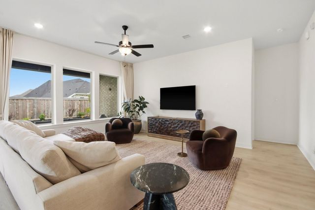 19615 Holly Pierce Drive, Cypress, TX 77433