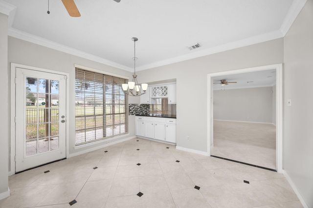 7915 Capri Circle, Houston, TX 77095