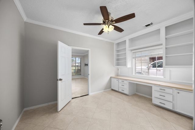 7915 Capri Circle, Houston, TX 77095