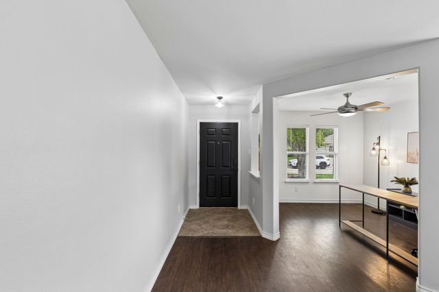 620 Sotogrande Street, Grand Prairie, TX 75051