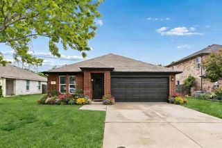 620 Sotogrande Street, Grand Prairie, TX 75051