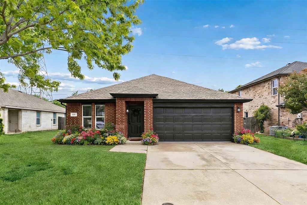 620 Sotogrande Street, Grand Prairie, TX 75051