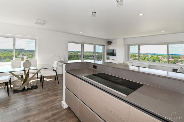 2200 Victory Parkway, Cincinnati, OH 45206
