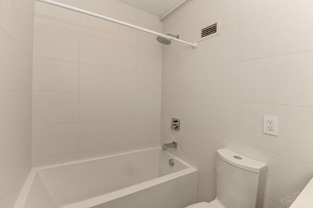 2200 Victory Parkway, Cincinnati, OH 45206