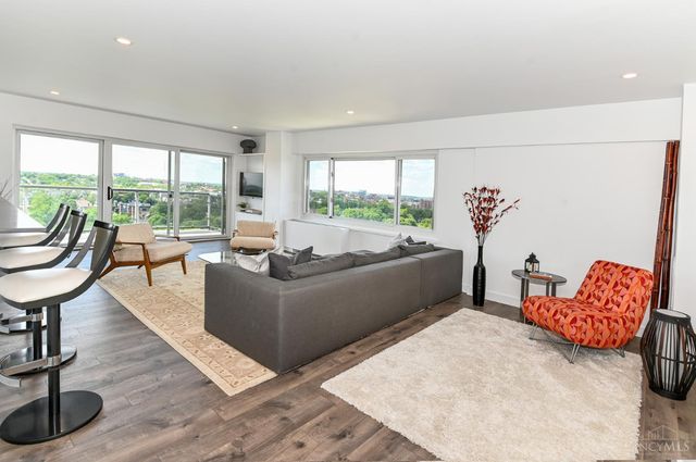 2200 Victory Parkway, Cincinnati, OH 45206