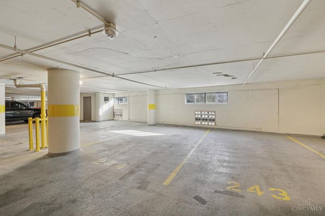 2200 Victory Parkway, Cincinnati, OH 45206