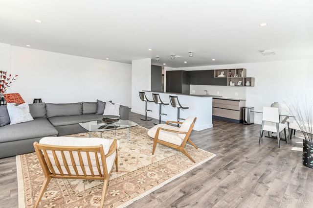 2200 Victory Parkway, Cincinnati, OH 45206