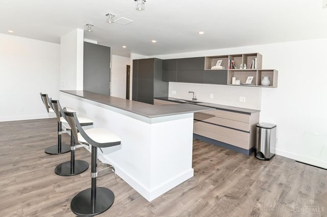 2200 Victory Parkway, Cincinnati, OH 45206