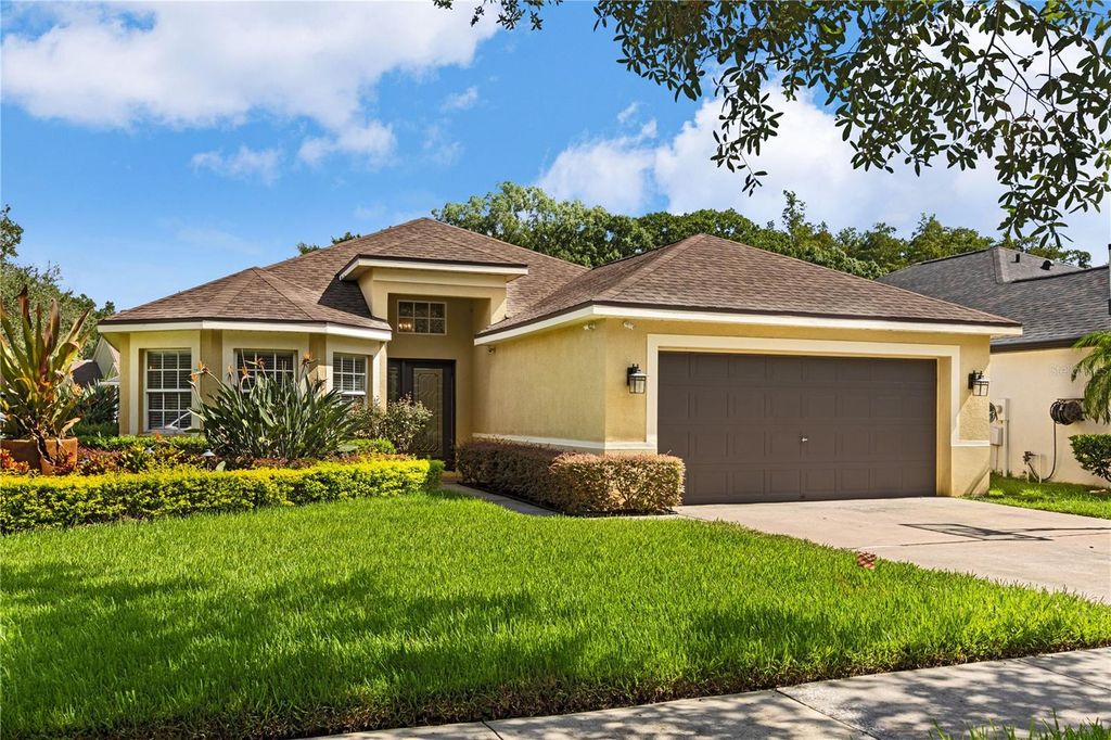 Image 2 of property listing at 4627 WHISPERING WIND AVENUE, Tampa, FL 33614