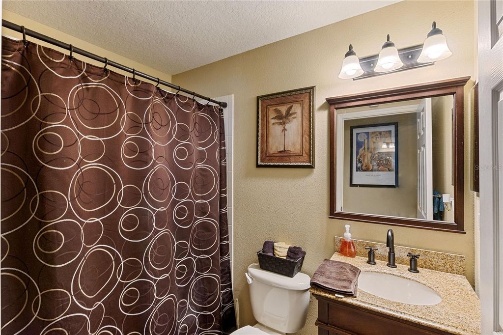 Image 22 of property listing at 4627 WHISPERING WIND AVENUE, Tampa, FL 33614