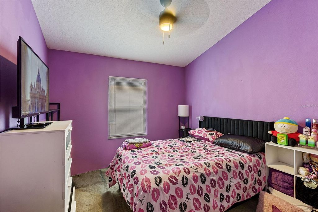 Image 23 of property listing at 4627 WHISPERING WIND AVENUE, Tampa, FL 33614