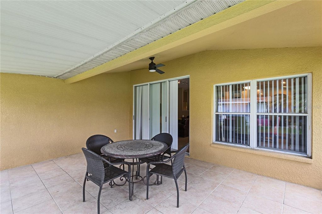 Image 27 of property listing at 4627 WHISPERING WIND AVENUE, Tampa, FL 33614